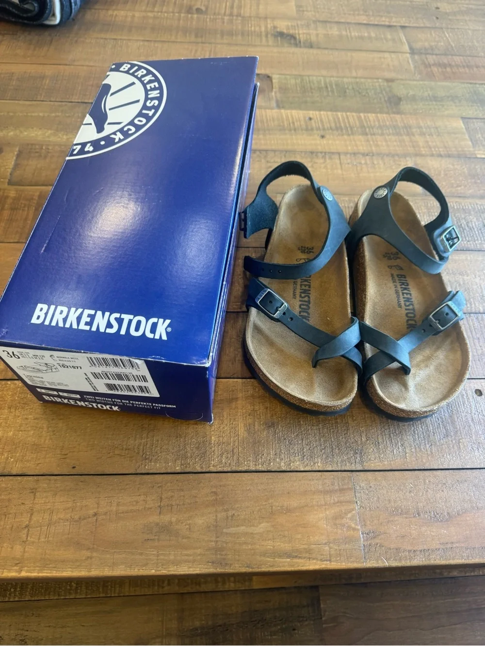 BIRKENSTOCK WOMEN'S TAORMINA SANDAL Black Leather Ankle Strap Size 36 - Picture 1 of 6